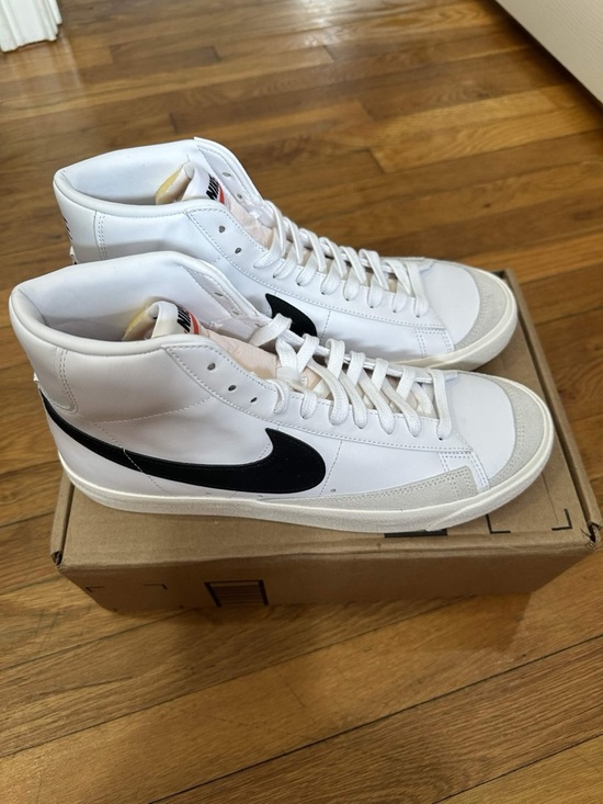 Nike Shoes - *Slightly Used* Nike Blazer Mid Women white Black (CZ1055-100) Size 12W